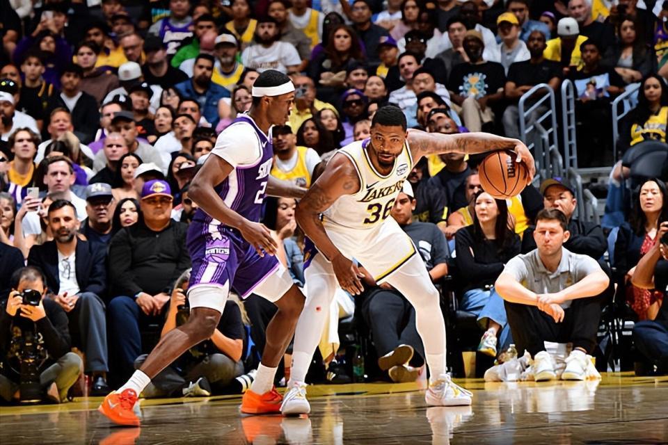 KY开云官网体育下载-难得打出顶级3D后场的表现，湖人超级大闸能否保持这样的状态呢？